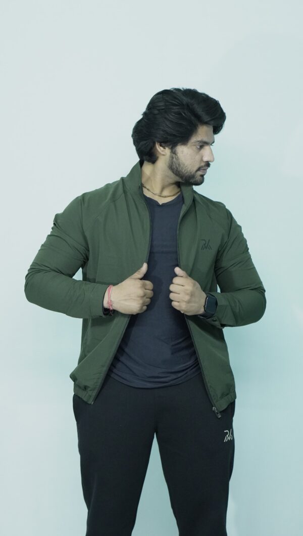 MEN OLIVE GREEN DRY TRAINING JACKETS