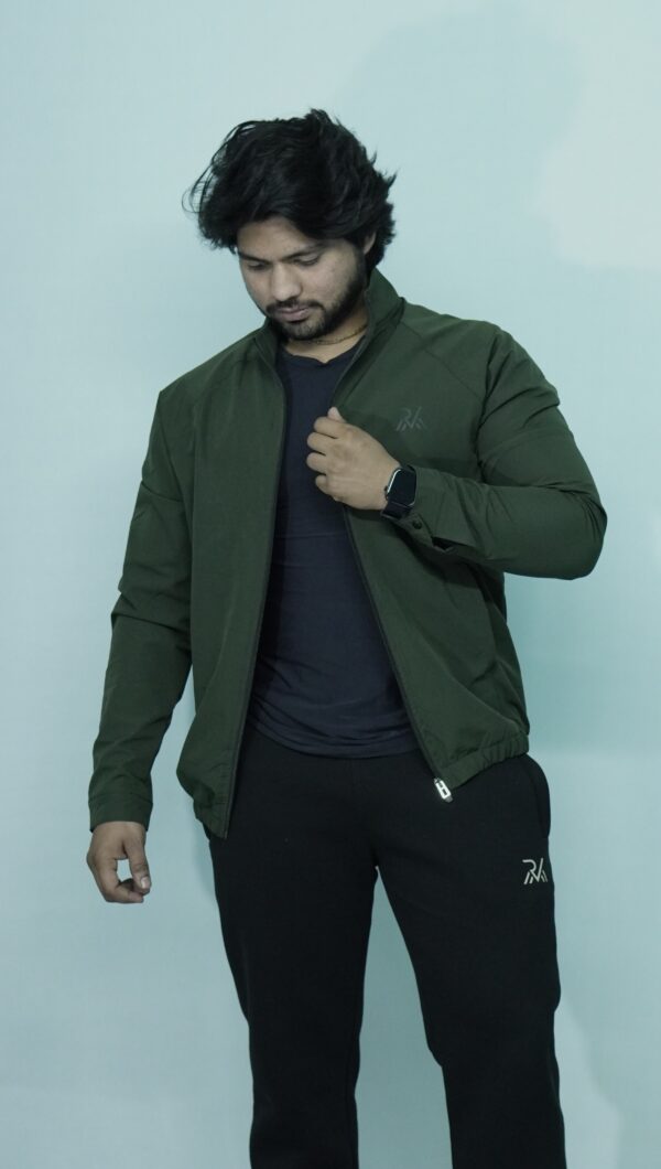 MEN OLIVE GREEN DRY TRAINING JACKETS